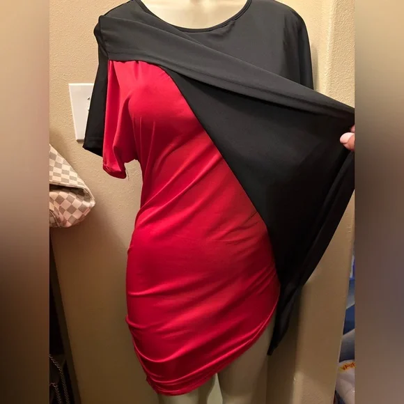 NWOT Black and Red Asymmetrical Stretch Dress - Picture 2 of 4